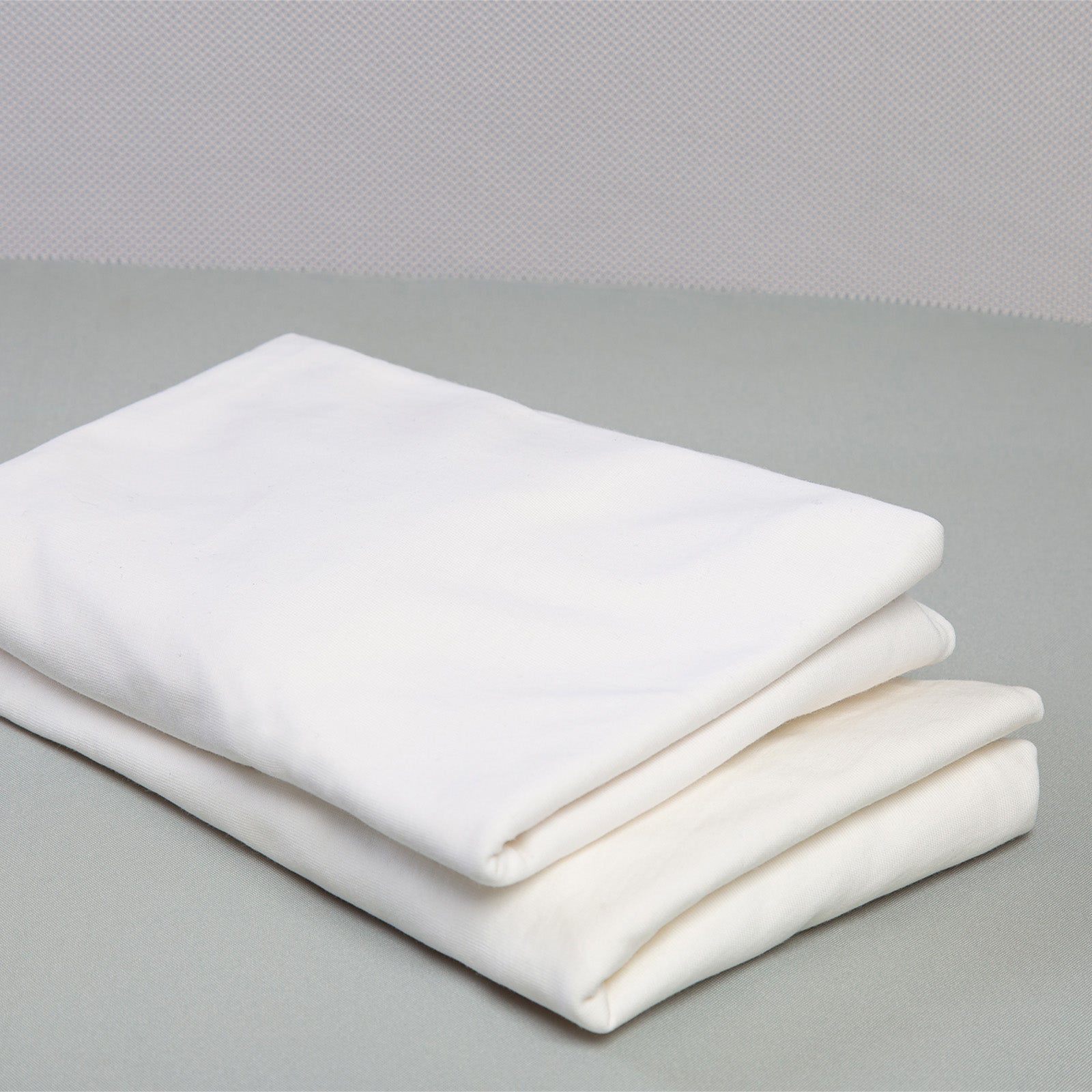 White - IMP02635